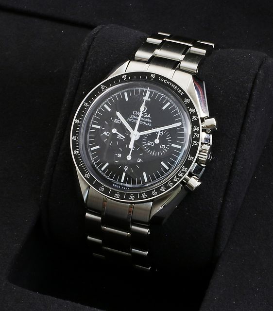Omega Speedmaster Moonwatch 311.30.42.30.01.005 Image 5